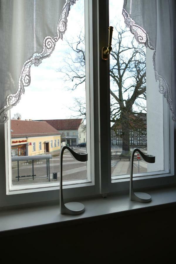 Ferienwohnung Am Markt Biesenthal Bagian luar foto